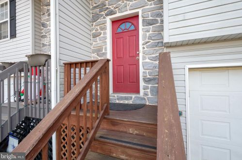 145 Norlawn Cir, Lancaster PA  17601-2669 exterior