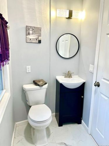 22 Prince St, Middletown NY  10940-3948 exterior