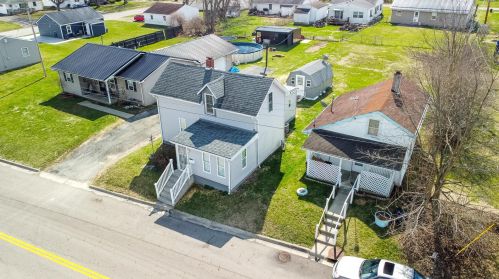 1339 Willard St, Washington Ch OH  43160-2373 exterior