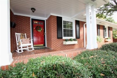 301 Scofield Rd, Charlotte, NC 28209-3629