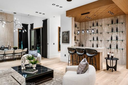 4508 Haskell Ave, Van Nuys CA  91436-3148 exterior