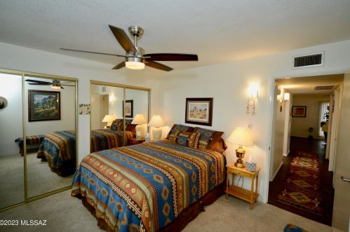 297 Calle Herboso, Green Valley AZ  85614-4114 exterior