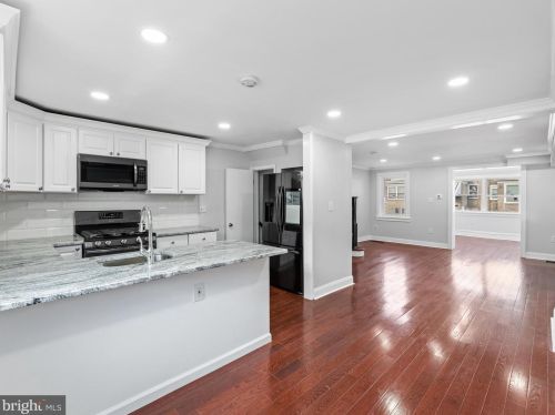 6634 Guyer Ave, Philadelphia PA  19142-2603 exterior