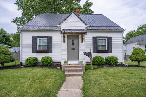 1014 Hinde St, Washington Ch OH  43160-1931 exterior