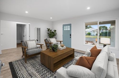 1301 Marcelle St, Compton CA  90221-4413 exterior