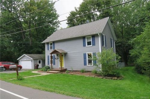 247 Hinkleyville Rd, Spencerport, NY 14559-1020