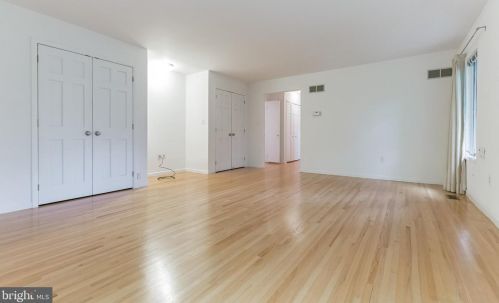 12 Oak Pl, Princeton NJ  08540-4745 exterior