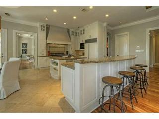 2620 Ravello Ridge Dr, Austin TX  78735-1712 exterior