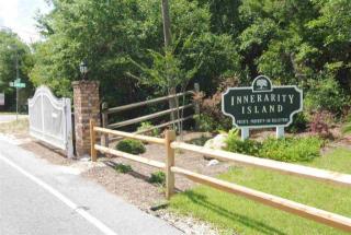 5781 Red Cedar St, Pensacola, FL 32507-8301