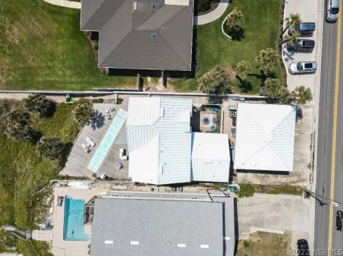 4241 Atlantic Ave, Daytona Beach FL 32127-7004 exterior