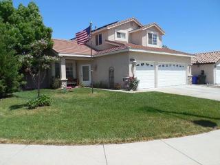 12804 Millbank Way, Victorville, CA 92392-8057