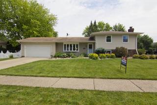 4007 Denniston Ct, Panarama Park, IA 52722-1712