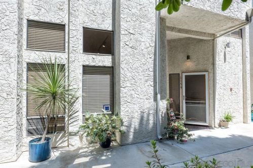 1159 Pacific Beach Dr, San Diego CA  92109-5149 exterior