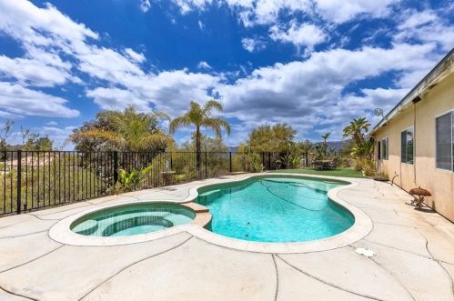 22531 Lost Rd, Wildomar CA 92595-8392 exterior