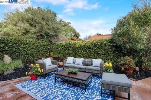 3405 Stacey Way, Pleasanton, CA 94588-2923