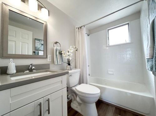 702 Lakebird Dr, Sunnyvale CA  94089-2530 exterior