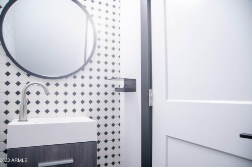 4116 81 St, Scottsdale AZ 85250-7325 exterior