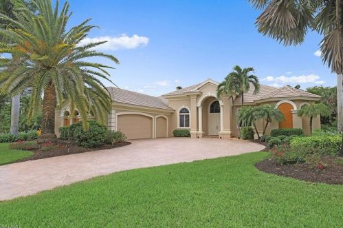 10590 Glen Lakes Dr, Bonita Springs, FL 34135-7238