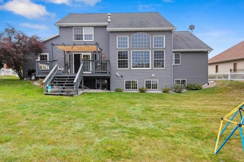 3525 Glen Abbey Dr, Green Bay, WI 54311-6124