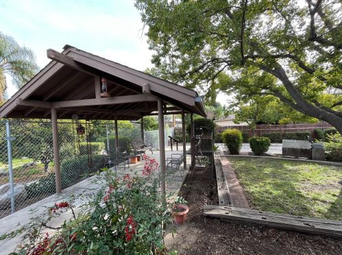 1649 Porter St, San Bernardino CA  92407-6741 exterior