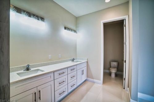 913 Chenault St, Lehigh Acres, FL 33974-5519