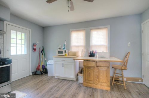 1702 Swedesboro Ave, West Deptford NJ  08066-1517 exterior