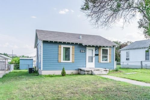 5405 Como Dr, Fort Worth, TX 76107-7443