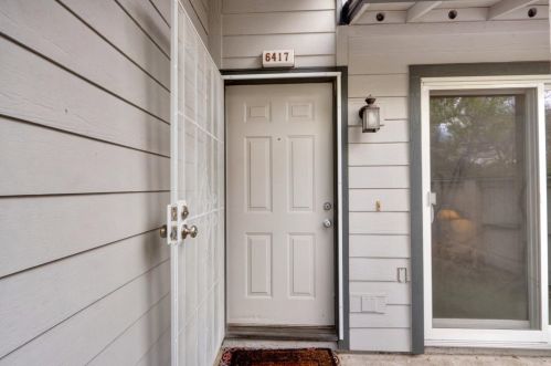 6417 Creekbed Ln, Citrus Heights CA  95621-4854 exterior