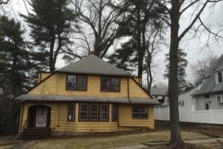 199 Colonial Ct, Teaneck, NJ 07666-4829