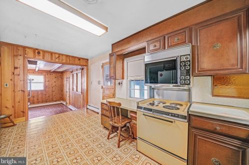 1527 Bear Corbitt Rd, Bear DE  19701-1529 exterior