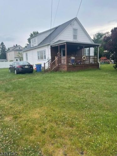 55 John Pl, Manville NJ  08835-2217 exterior