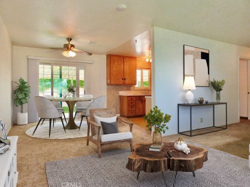 10582 Asbury Ave, Stanton CA  90680-2110 exterior