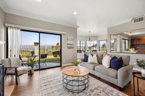 5621 Stetson Ct, Anaheim, CA 92807-4651