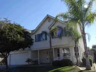 5727 Paul Ave, Fresno, CA 93722-3054