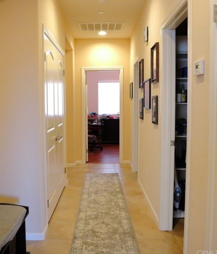 1360 Quince St, Beaumont CA  92223-8454 exterior