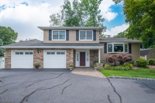 5 Stony Hill Ct, Kinnelon, NJ 07405-1935