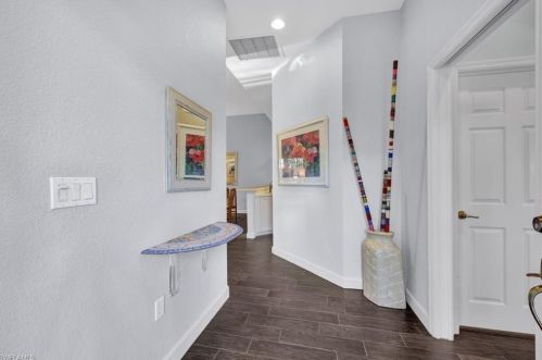 5893 Northridge Dr, Naples FL  34110-2376 exterior