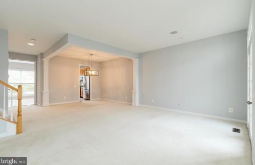 15017 Danube Way, Haymarket VA  20169-3321 exterior
