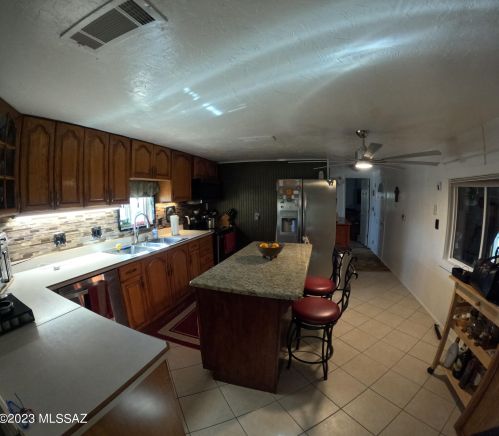 11260 Gordon Ave, Tucson, AZ 85736-1249