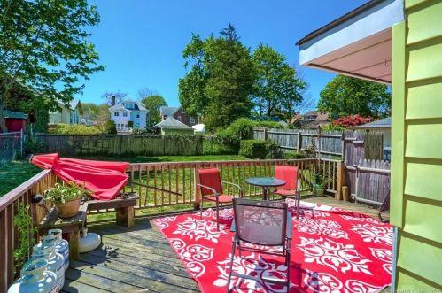 39 Holbrook St, Ansonia CT  06401-1205 exterior