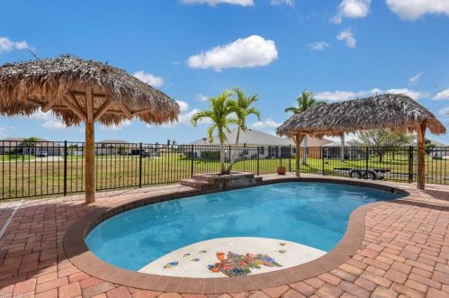 3510 15th Ter, Cape Coral, FL 33993-4954