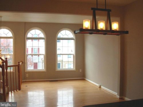 3635 Cebu Island Ct, Woodbridge VA  22192-7036 exterior