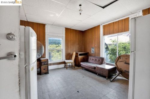 1521 9th St, Oakland CA  94607-1338 exterior