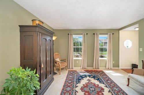 4966 Meadow Crest Dr, Allison Park, PA 15101-1079