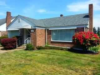 5115 Rucker Ave, Everett, WA 98203-3314