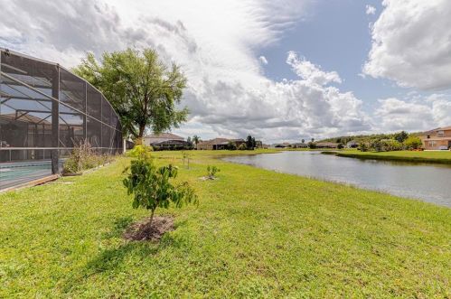 2518 Chapala Dr, Kissimmee FL  34746-3445 exterior