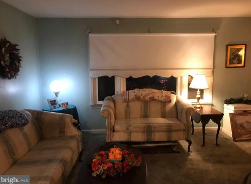 5022 River Rd, Camden NJ  08110-2843 exterior