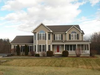 354 Ledgewood Dr, Saint George, VT 05495-7604