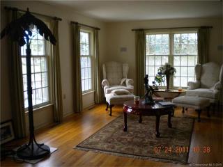 10 Anchorage Ln, Fenwick CT  06475-1401 exterior