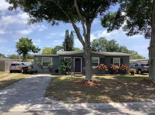 6250 37th Ave, Saint Petersburg, FL 33710-1605